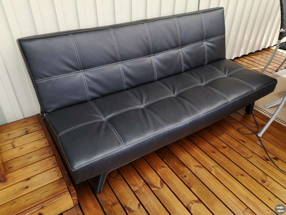 Soffa (Bäddsoffa)