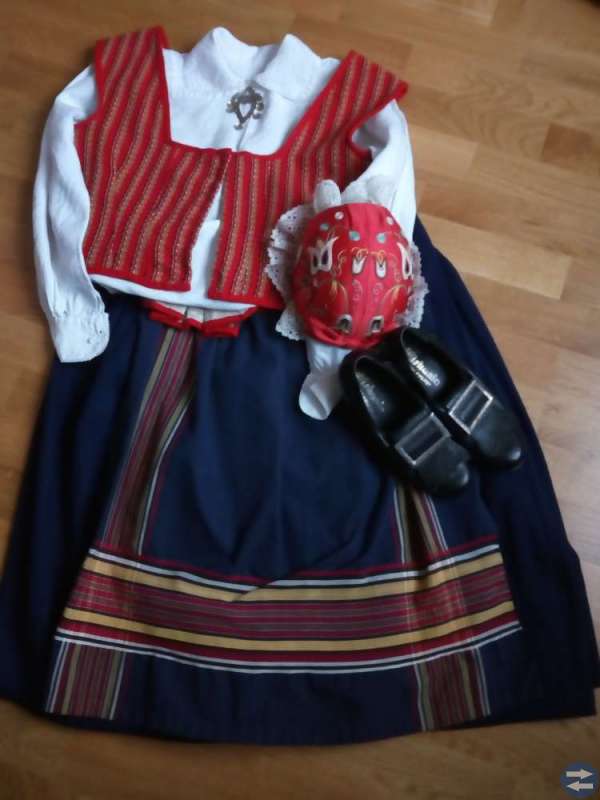 Kyrkefalladräkt