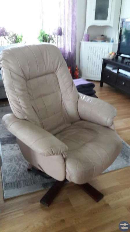 Skinnfåtölj