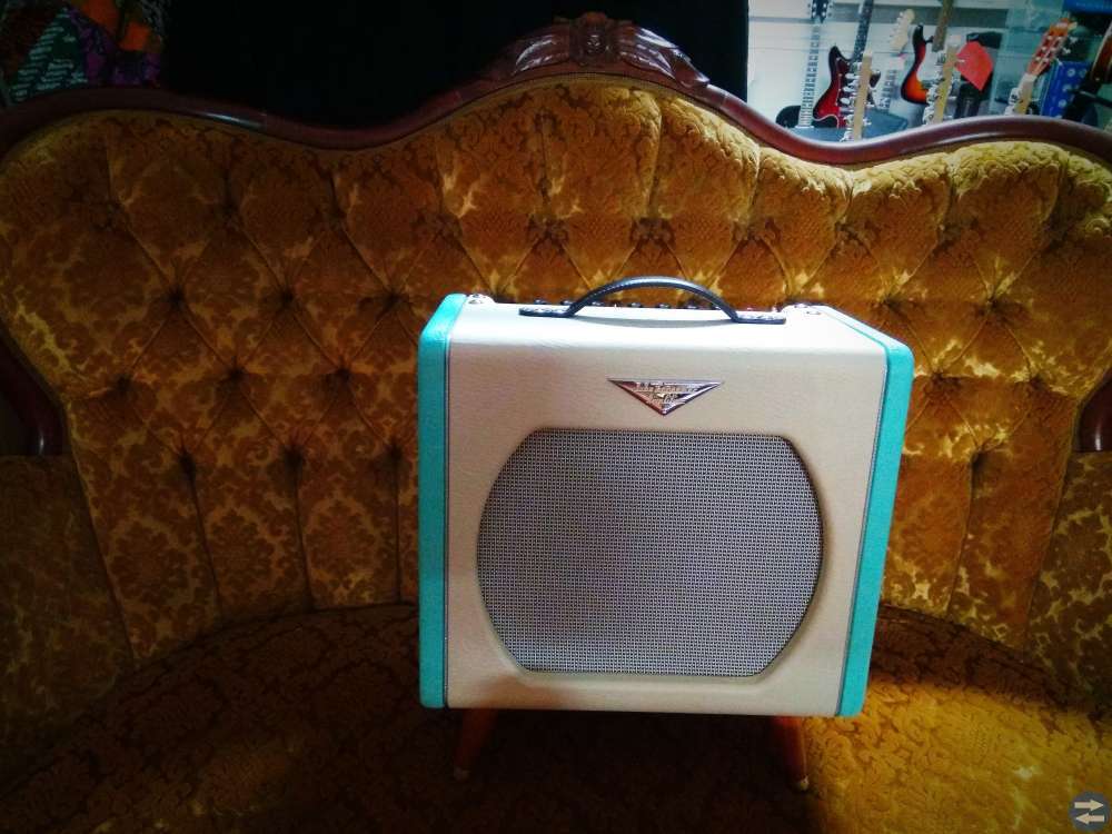 Snygg gitarrförstärkare