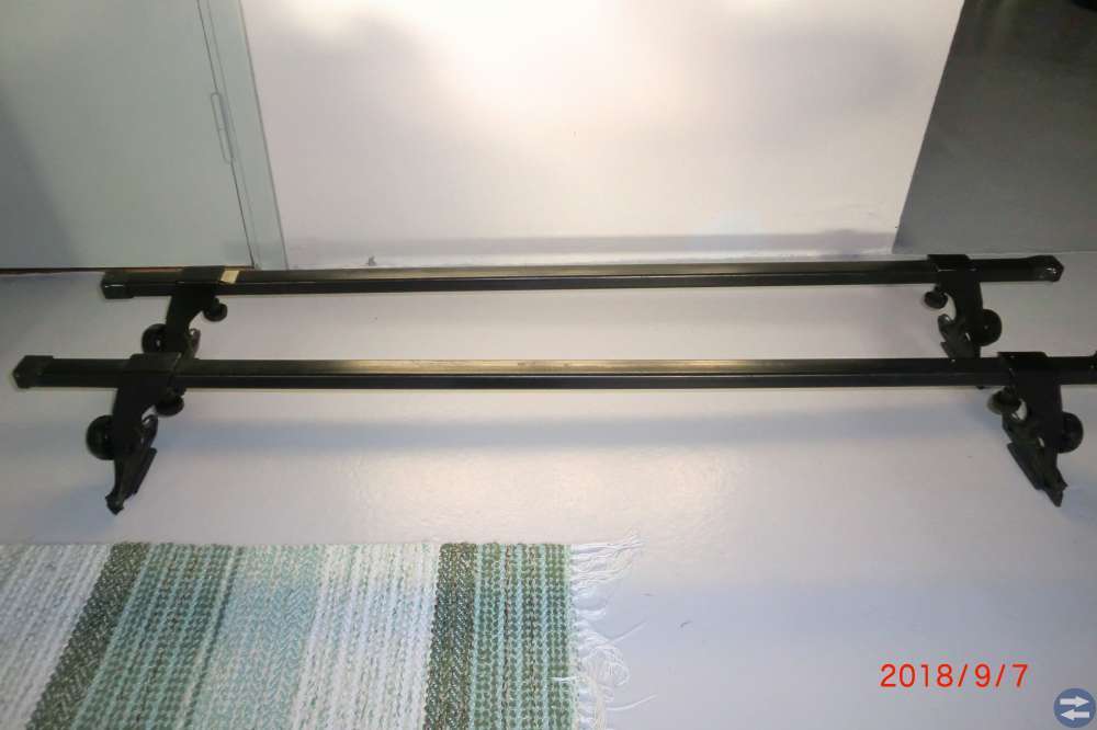 Thule Lasträcke Volvo V50 2012