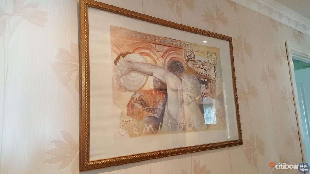 Stor tavla med en fin guldram 95 X 65