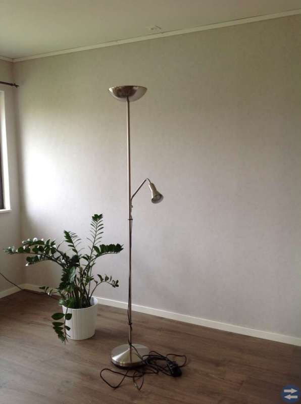 Golvlampa