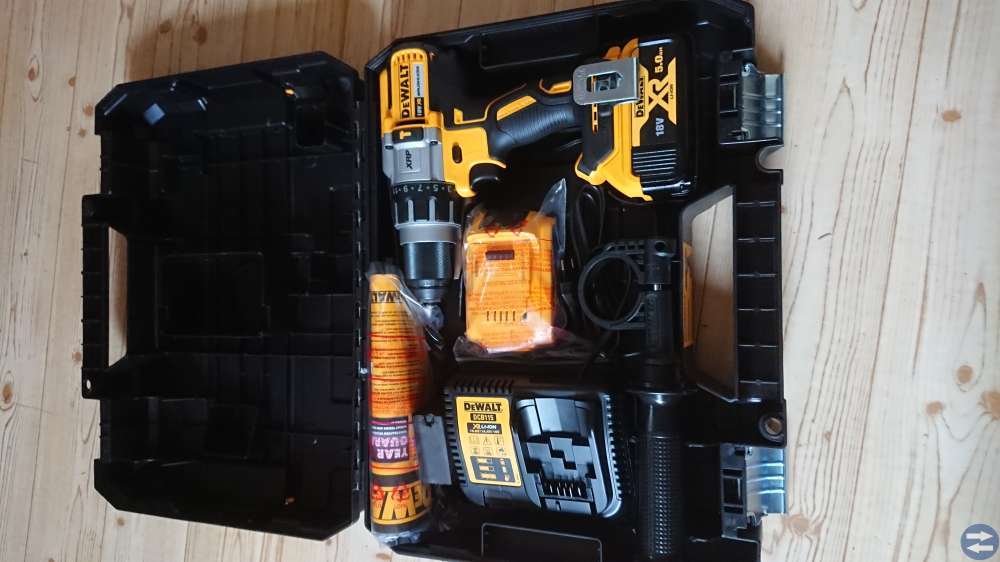 Ny* slagskruvdragare DEWALT dcd795p2