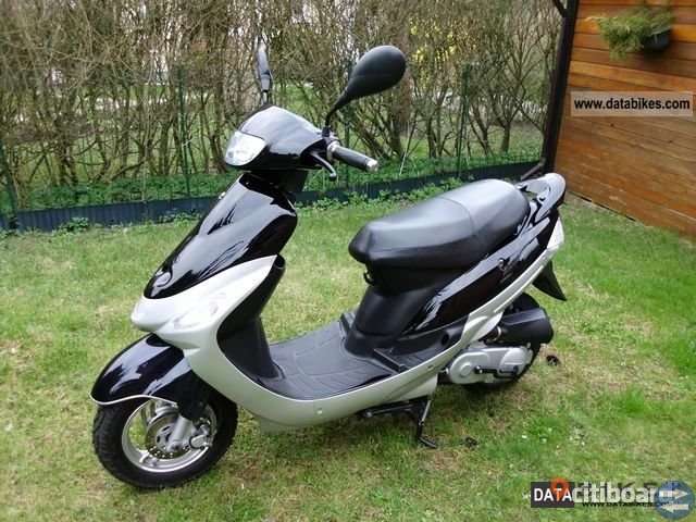 Baotian Moped