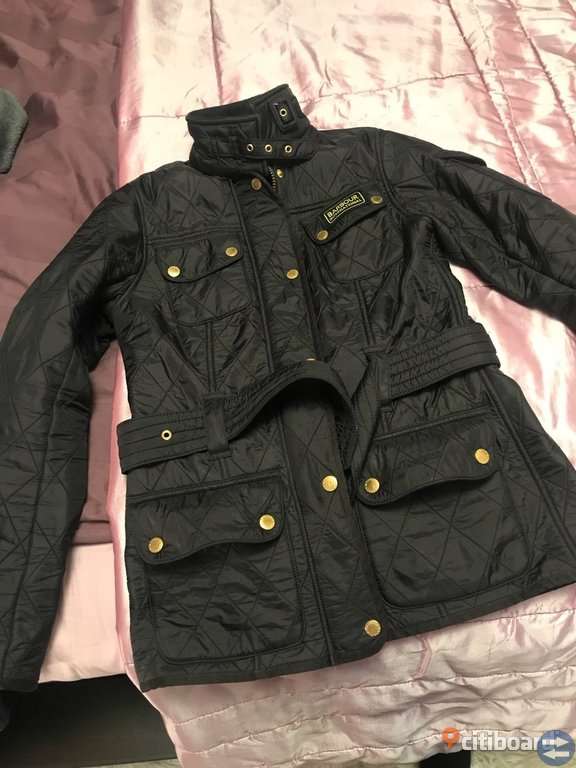Barbourjacka strl 32