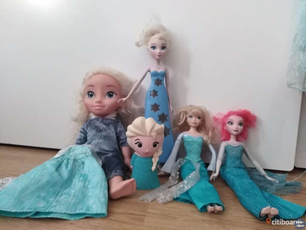 Elsa/Frost dockor + Elsa lampa