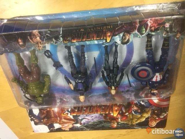 AVENGERS 4 ST FIGURER