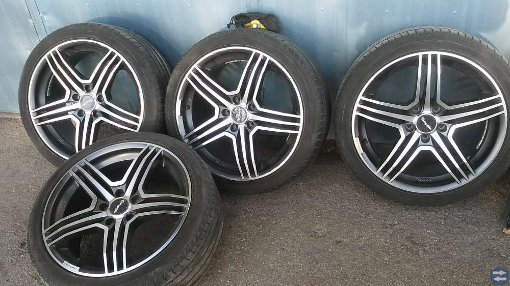 Fälgar kompletta sommarhjul Audi A4 2004