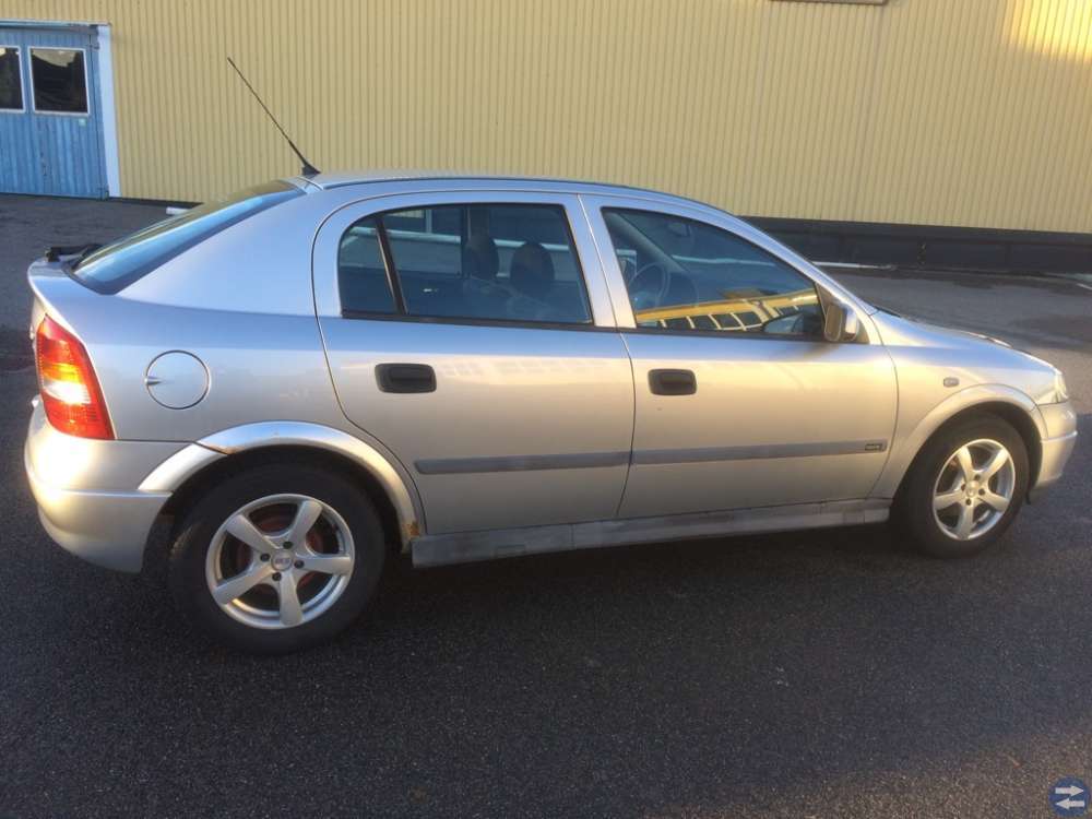 Opel Astra -99 5-dörrars, Club, Nybesiktigad