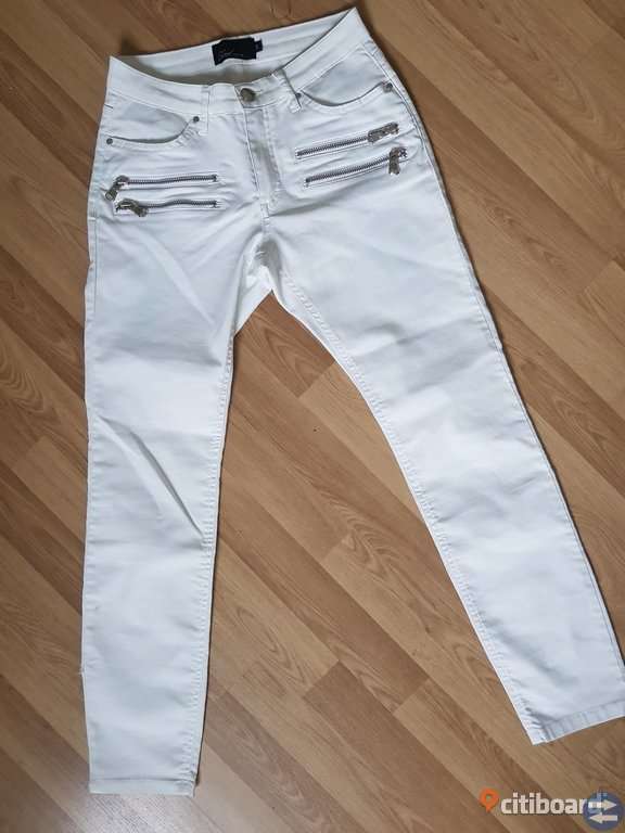 Zoul, byxor med dragkedjor. (slim fit)