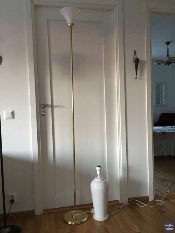 Golv och bordslampa