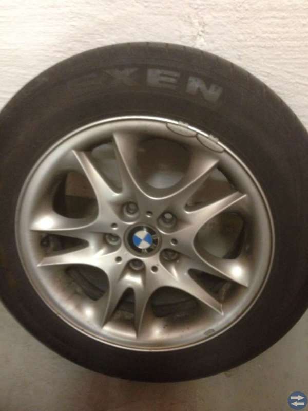 BMW X3 al.felgar+däck