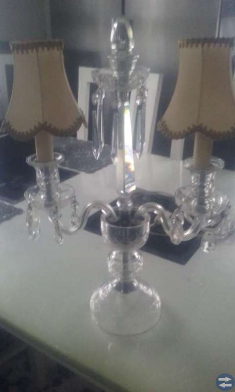 Bords kristall lampa