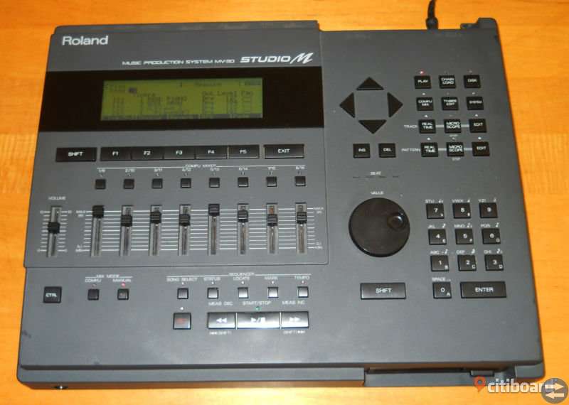 Roland MV30