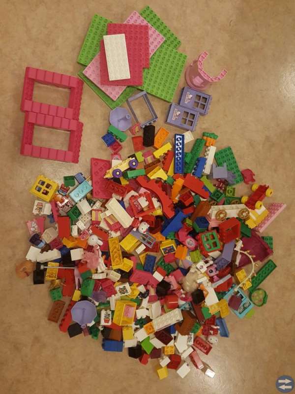 Hello Kitty Duplo