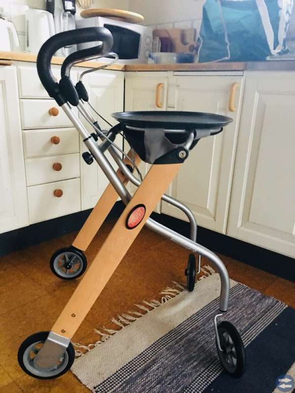 Inomhusrollator Trust