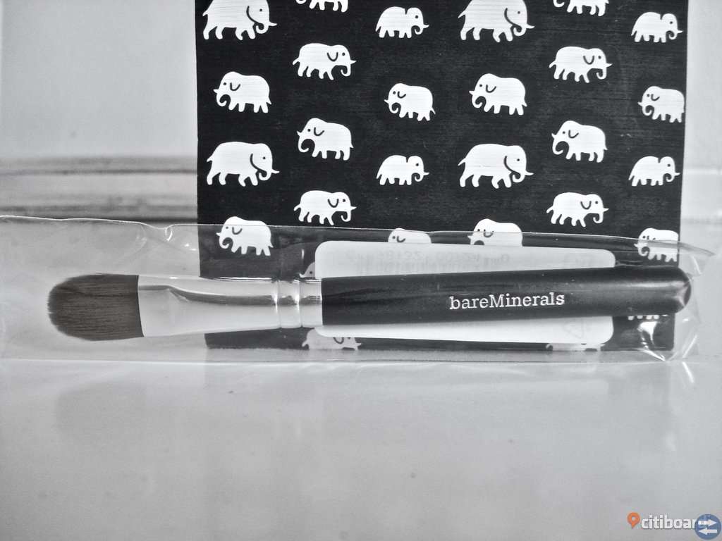 Bare Minerals - Maximum Coverage Concealer Brush! Värde 265:-! Ny!