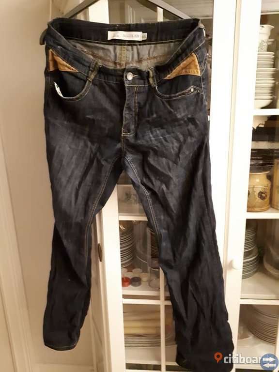 Jeans säljes