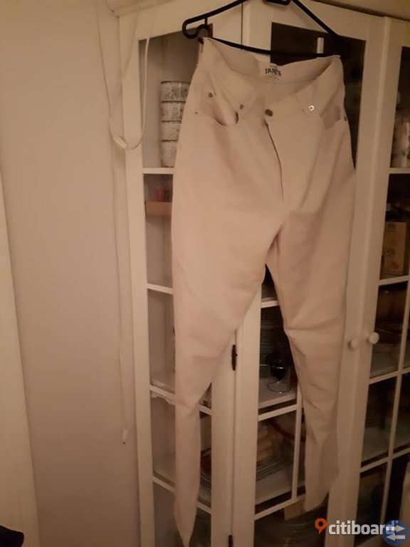 Jeans säljes