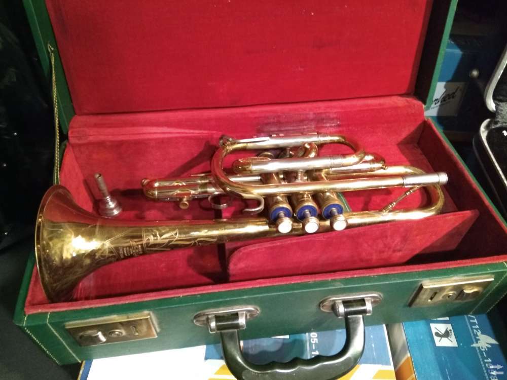 Begagnade blåsinstrument