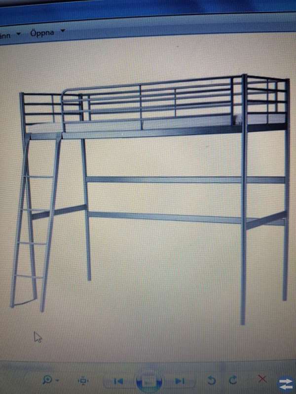 Loftsäng från Ikea med 10cm madrass