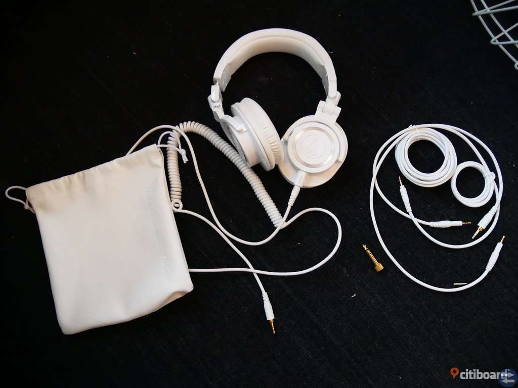 Vita Audio-Technica ATH-M80X White Hörlurar