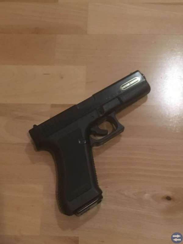 Glock 17 Kraftig Luftpistol.