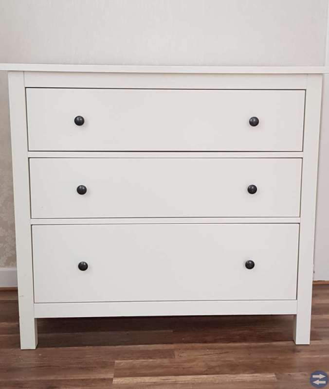 Byrå 3lådor