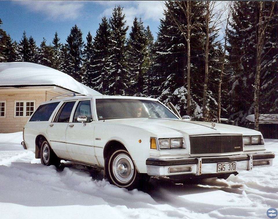 BUICK Estate Wagon