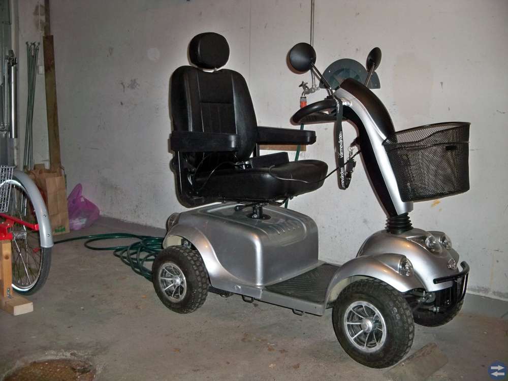 Elmoped, fyrhjulig
