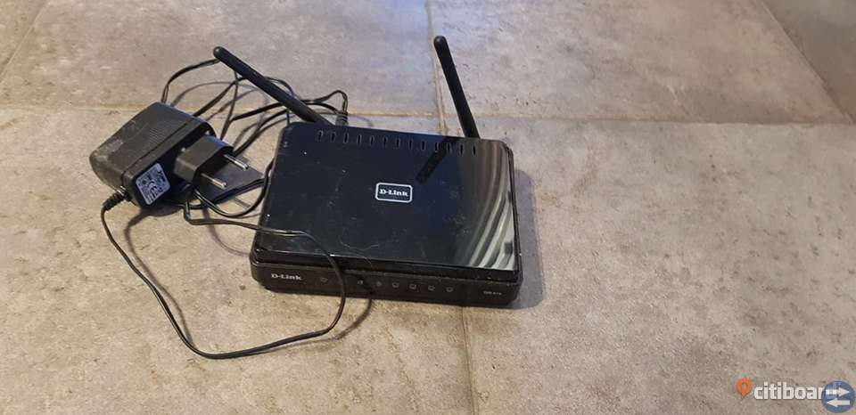 Router D-Link DIR-615