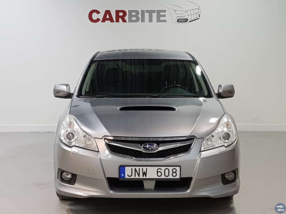 Subaru Legacy Wagon 2.0 4WD 150hk med skinn -11
