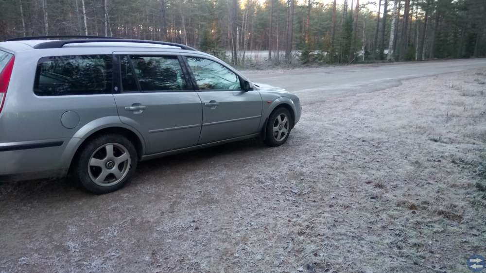 Ford mondeo ghia 03 bes skatt
