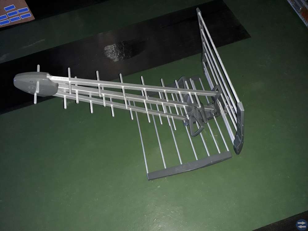 Tv antenn