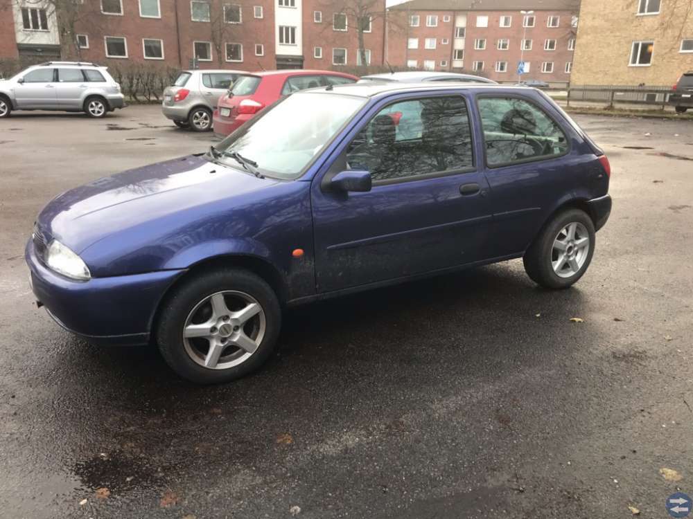 Ford Fiesta 99 1 700 Eur Car Gr