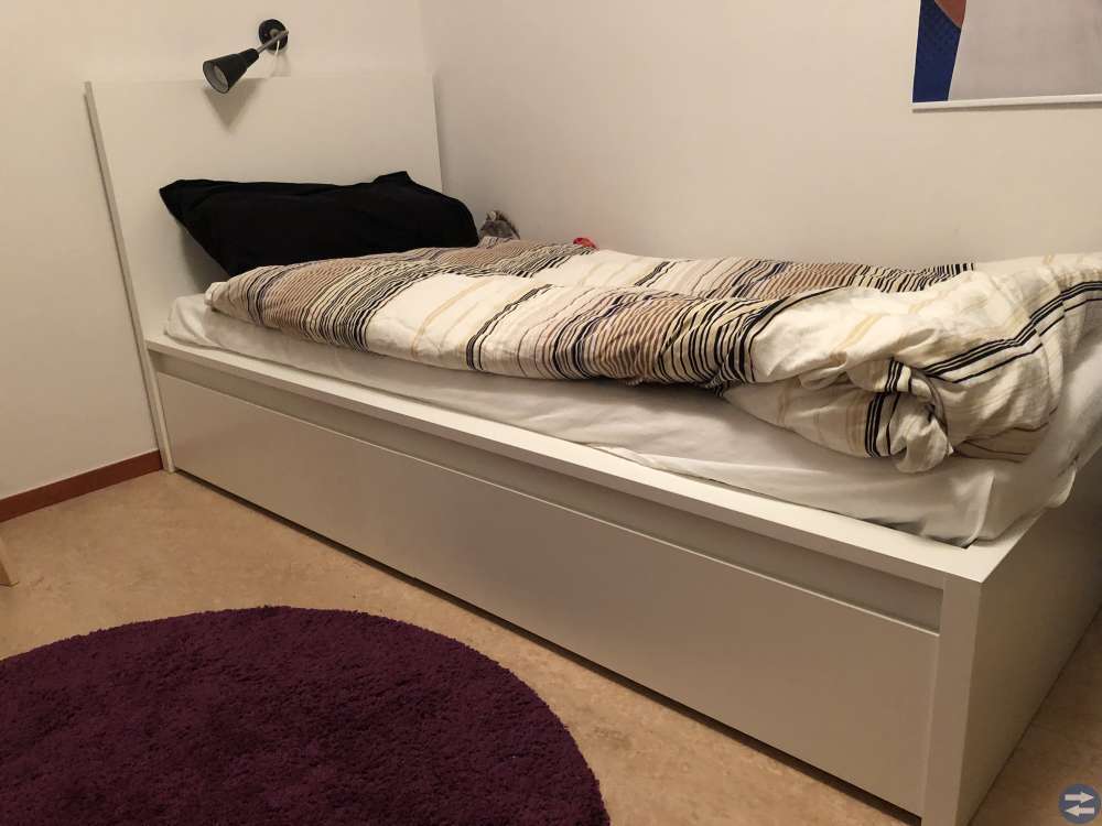 MALM säng 90x200