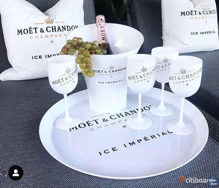 Moet glas