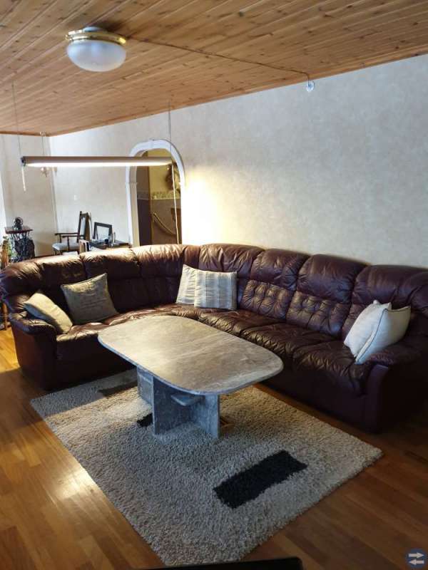 Soffa och bord