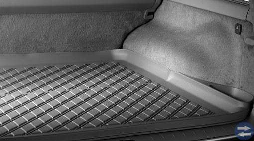 Bagagerumsmatta i plast till Volvo v70