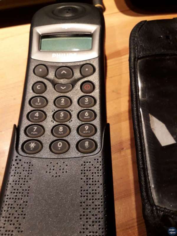1 äldre telefon philips diga
