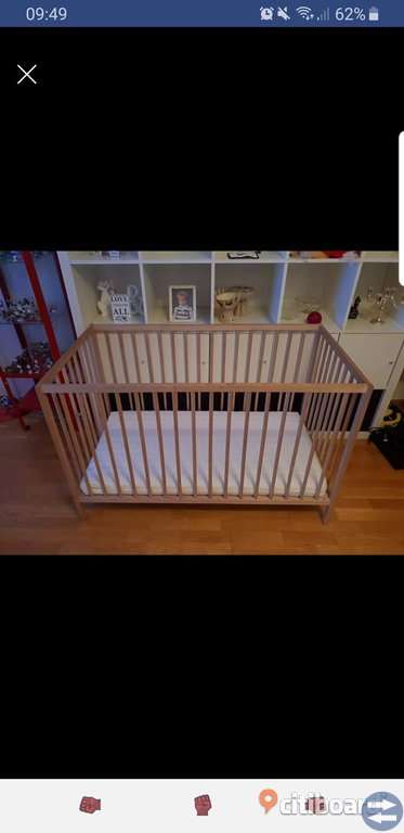 Fin spjälsäng Sniglar från IKEA