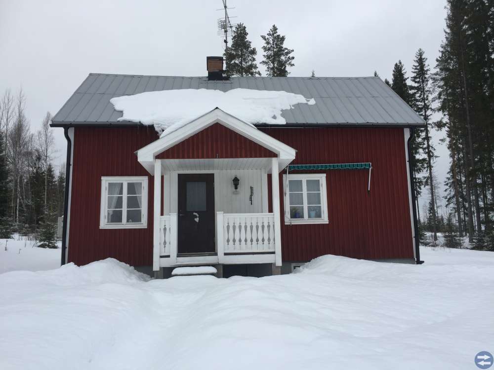 Hus på landet uthyres.