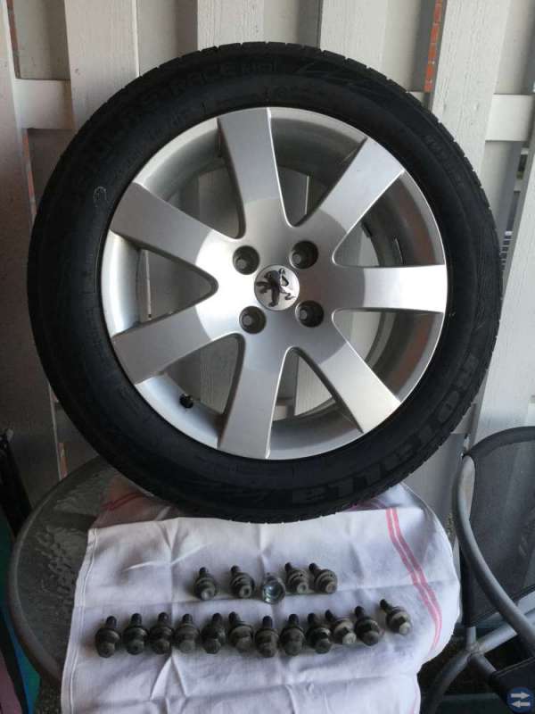 16 tum Peugeot fälgar