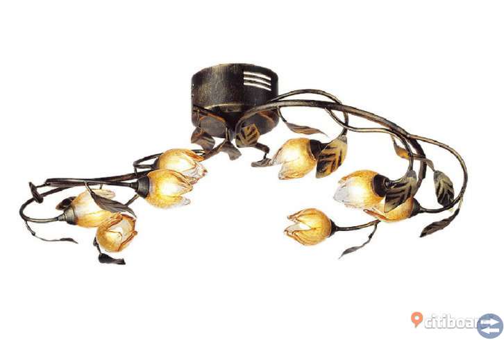 Vacker lampa i antik brons