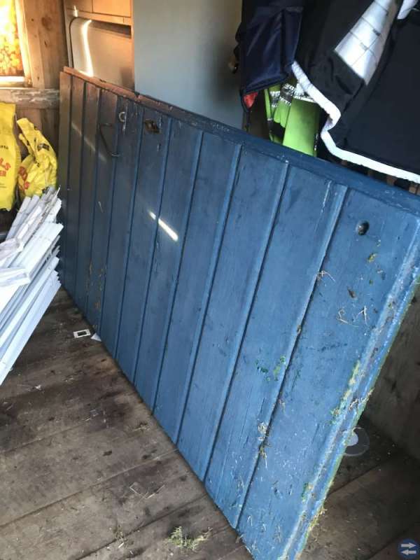 Gammal Stug dörr