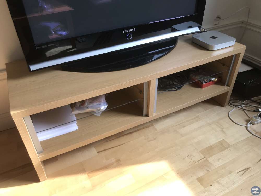 TV-bänk