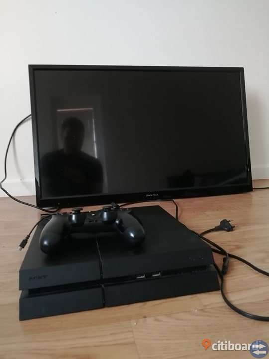Playstation 4 1TB + 6 Spel med handkontroll