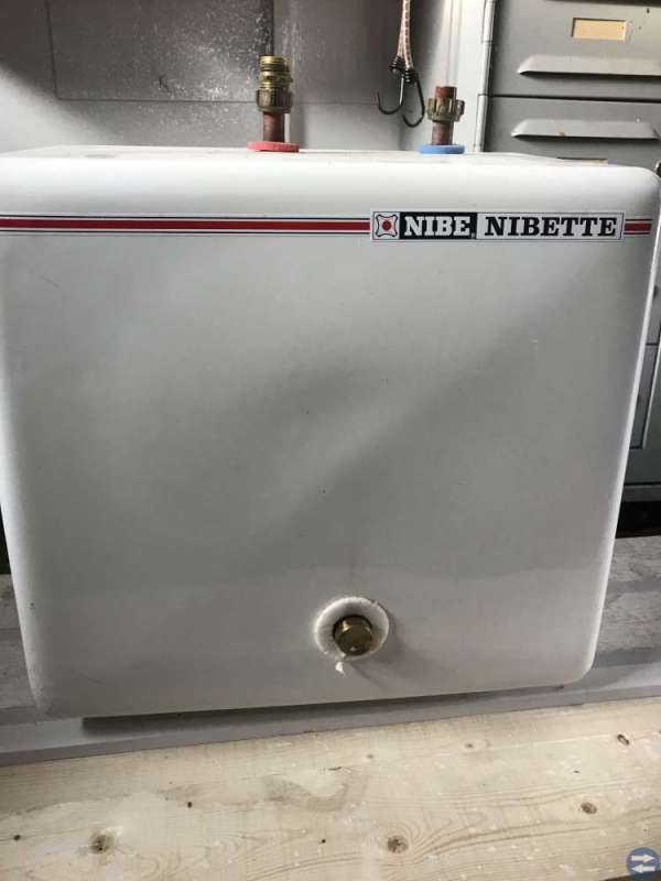 Varm vatten beradare nibe nibette 15 liter