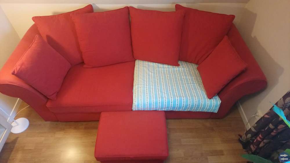 Soffa o fotpall